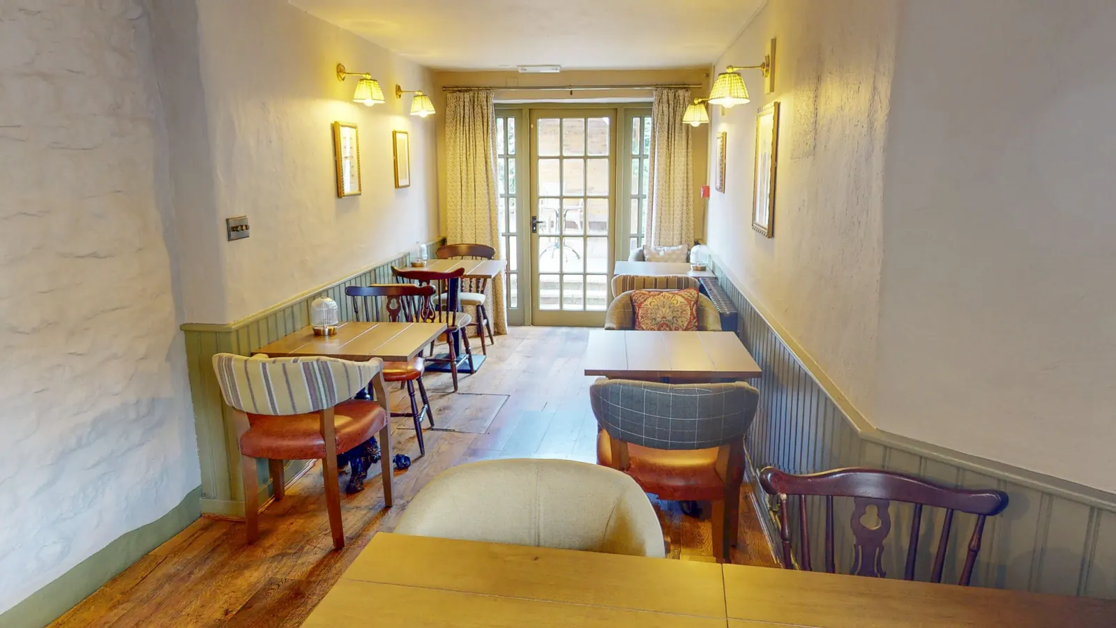The Restaurant at The Crown, Cuddington